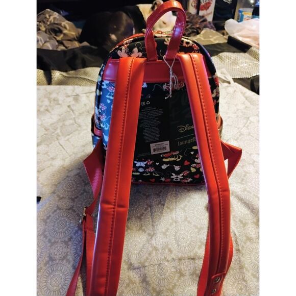 Loungefly Disney Mickey & Minnie "Love" Heart Hands Mini Backpack New with Tags - Picture 7 of 7
